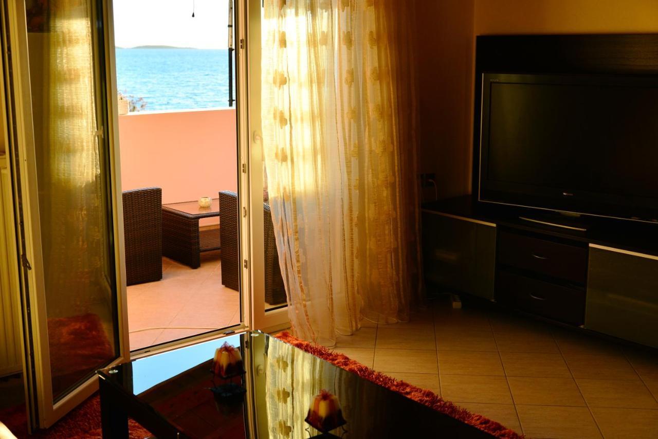 Sea View Luxury Apartment Платария Экстерьер фото